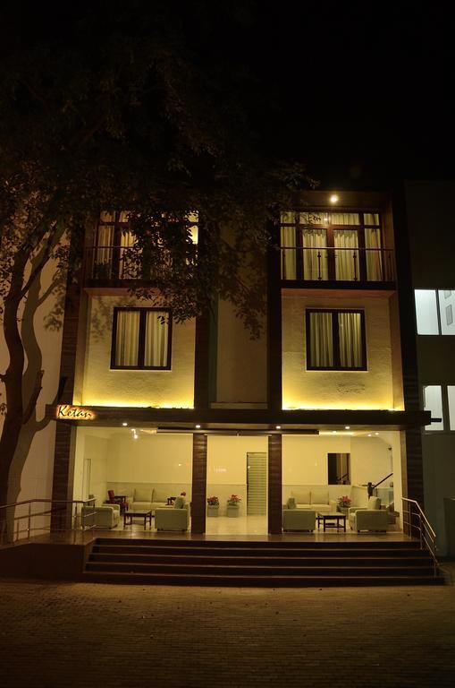 Hotel Ketan Pune Zewnętrze zdjęcie